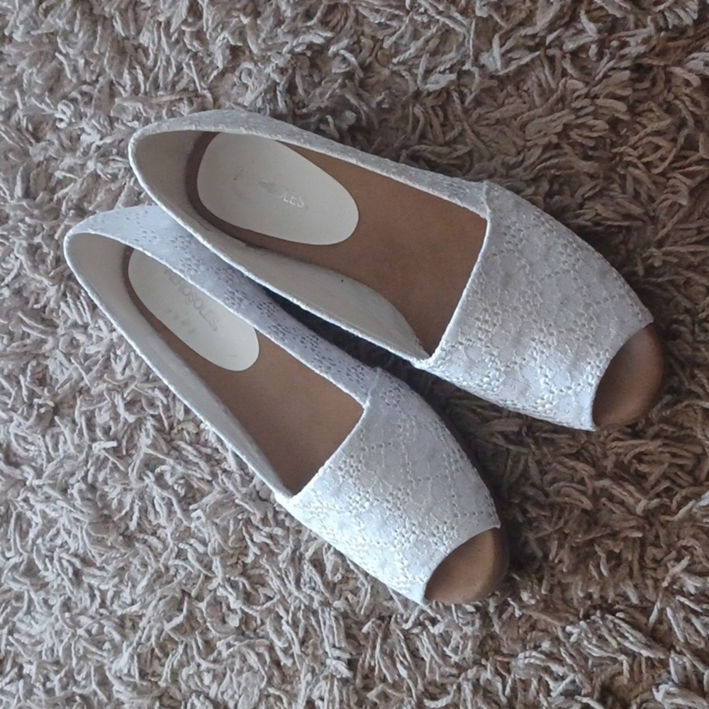 Aerosols Shoes